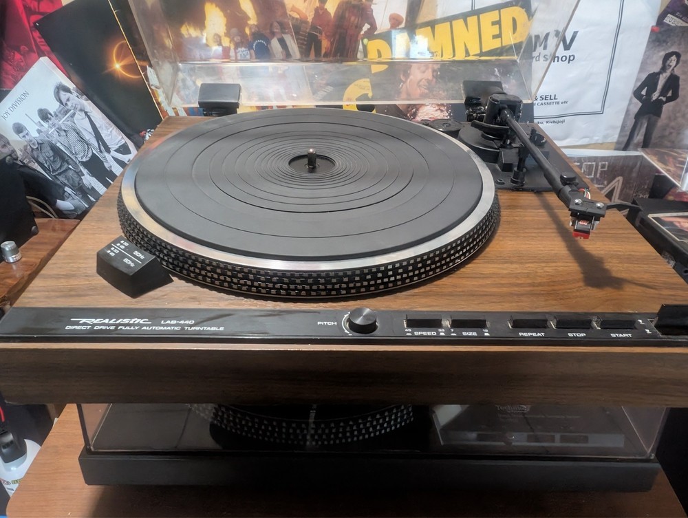 Realistic LAB-440 Turntable Vinyl Record Player Direct-Drive Automatic Working