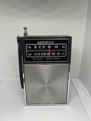 Vintage Electro Band De Luxe Solid State Model 825 AM/FM Radio FM Works AM Not