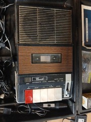 cariole portable cassette recorder with case and accessories Model 4294610010
