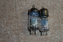 2 – 3GK5 Glass Amplifier Vacuum Tubes Item #455