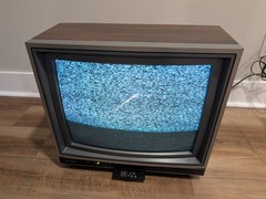 Vintage 19″ Zenith Space Command System Retro Gaming Wood Grain CRT TV 1989