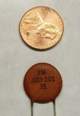 1 NOS ARCO 3000 MMF – 1000V 1KV DISC CERAMIC CAPACITOR