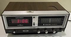 Zenith Model R472 AM/FM Radio Alarm Clock Circle of Sound Alarm NOT Working