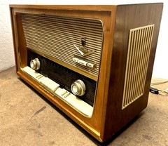 Vintage 1958 Grundig 2066 Tabletop Radio West Germany AM-FM-SW