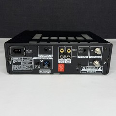 Sony EV-C40 Video8 Video Cassette Recorder Player – Powers On – UNTESTED