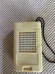 Vintage 70’s 80’s White Panasonic AM Hand Hed Portable Transistor radio